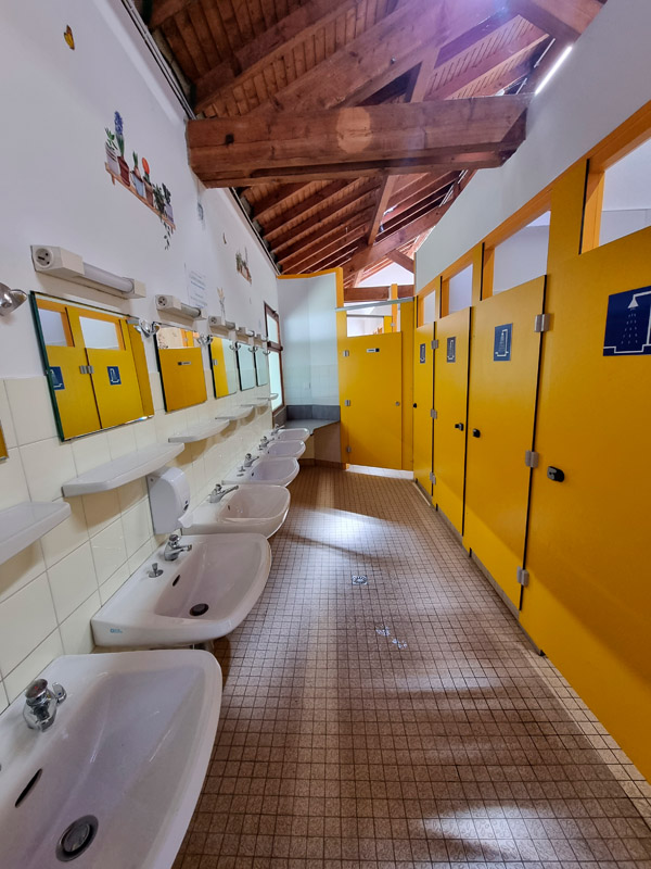 Sanitaires Camping du Haut-Rhône