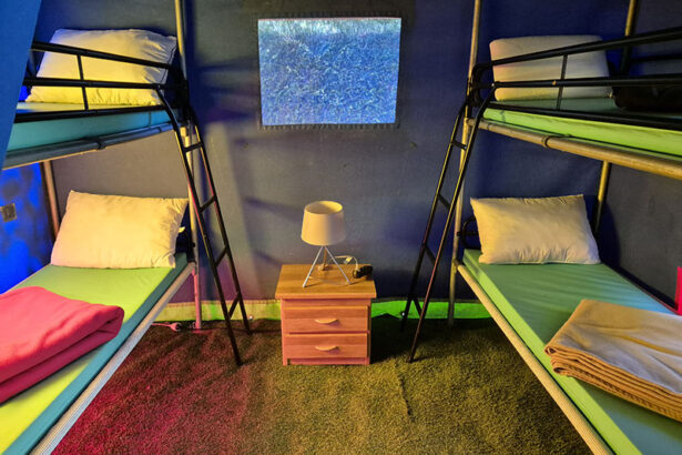 intérieur tente collective